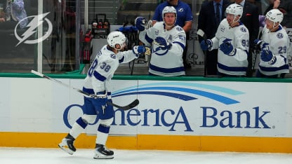 TBL at DAL | Hagel sneaks one in