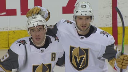 Smith's smooth backhand finish