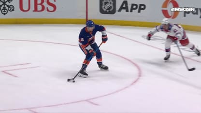 NYR@NYI: Pageau scores goal against Spencer Martin