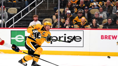 Rust gets 500th point on Crosby's goal