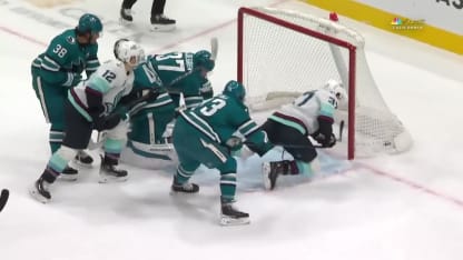 Gourde réduit l'écart à un but tard en 2e