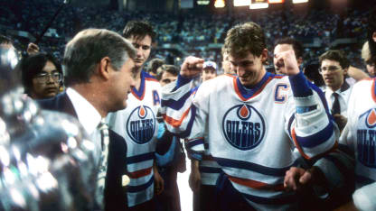 Wayne_Gretzky_1987__Edmonton_Oilers_Stanley_Cup