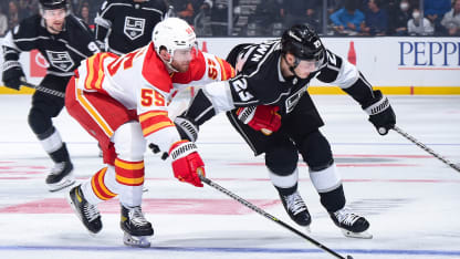 20211202_flames_kings_hanifin