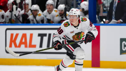 Blackhawksin Bedard seitsemän ottelun pisteputkessa