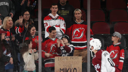 Mikko Rantanen Pregame Puck Fans New Jersey Devils 4 January 2020