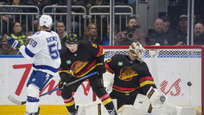 TBL@VAN: Guentzel scores goal against Kevin Lankinen