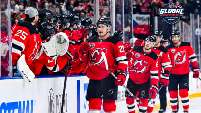 New Jersey Devils förstakedja glänste mot Buffalo Sabres