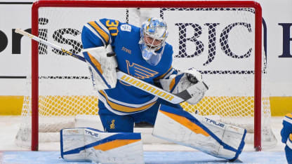 Hofer blanks Hurricanes