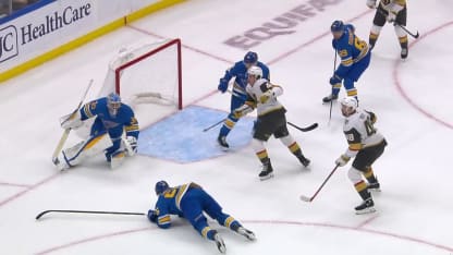 Bowman complète un bel échange pour son 1er but