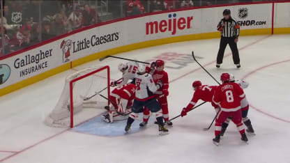 Strome contourne le filet et donne l'avance aux Capitals