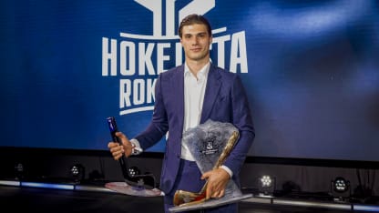 Slafkovsky nommé Joueur slovaque de l'année 2025