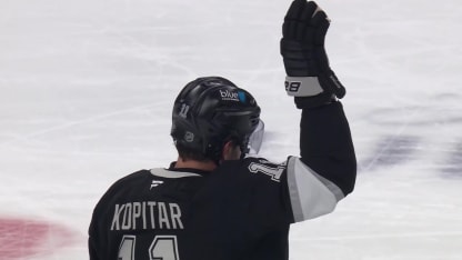 Anze Kopitar LA Kings 1500 NHL games ovation