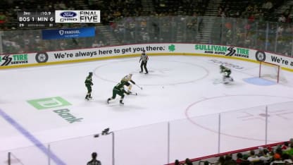 BOS@MIN: Peeke scores goal against Filip Gustavsson
