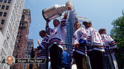 Leetch_1994_NYR_Cup_parade_Fischler-badge