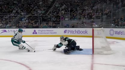 SJS@SEA: Grubauer with a great save against Will Smith