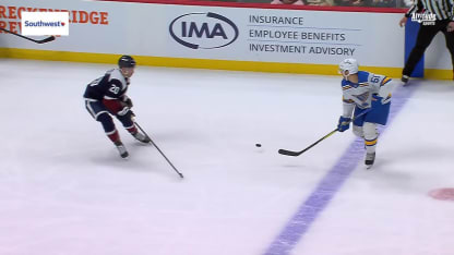 Dvorsky inscrit les Blues au pointage