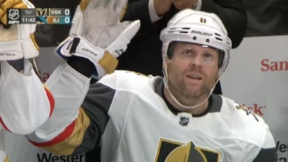Kessel recibe ovación