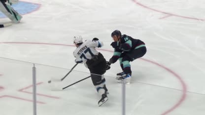 Peterka goes glove-side to pad lead