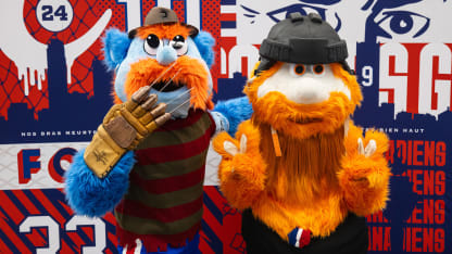 Youppi! and METAL! visit Montreal Comiccon 2024