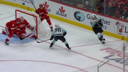 SEA@DET: Talbot with a great save against Eeli Tolvanen