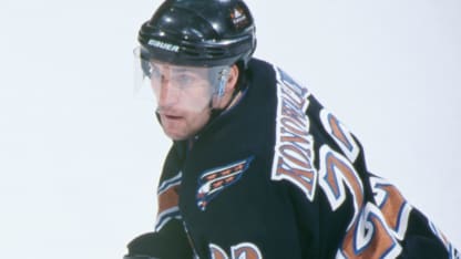 Steve Konowalchuk | 2001-04