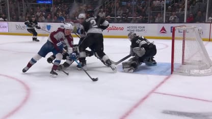 COL@LAK: Forsberg with a great save against Victor Olofsson