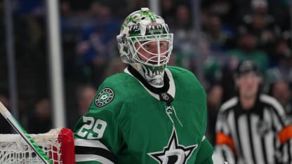 Oettinger blanks Rangers