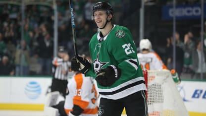 Lindell_Stars_celebrates