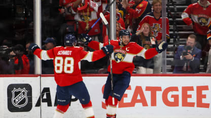 Barkov lights lamp again