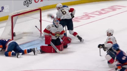 Matthew Schaefer with a Goal vs. Florida Panthers