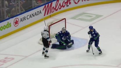 UTA@VAN: Keller scores PPG against Nikita Tolopilo