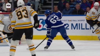 Maccelli scores as Rielly extends streak