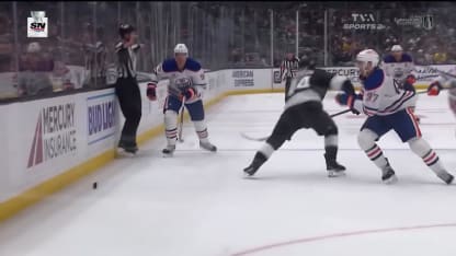 McDavid permet aux Oilers de créer l'égalité