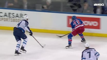 WPG@NYR: Kakko scores goal against Connor Hellebuyck