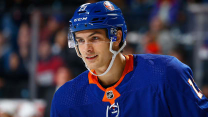 Barzal_Blue_11.10.18