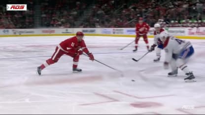 Larkin s'y prend deux fois en A.N.