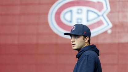 Dobson arrive à Montréal