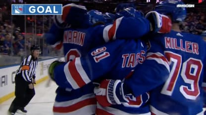 Primero de Tarasenko con Rangers