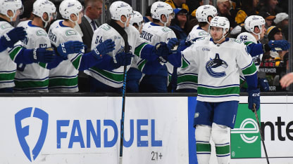 Linus Karlsson Liam Öhgren bakom ny seger för Vancouver Canucks