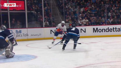 Duclair réduit l'écart