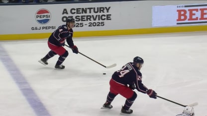 TBL@CBJ: Sillinger scores goal against Jonas Johansson