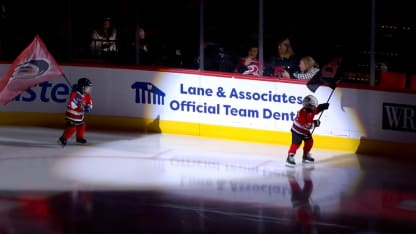 Staal, Martinook's family moment for anthem