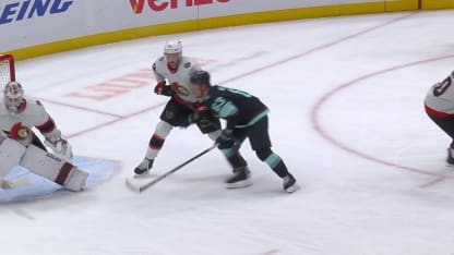 OTT@SEA: Tolvanen scores goal against Linus Ullmark