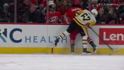 Crosby crée l'égalité à son retour au jeu
