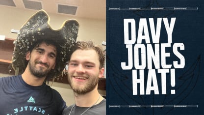 Matty gets the Davy Jones hat! 