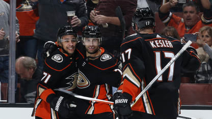 celly1_mediawall_012318vsNYR