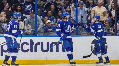 Kucherov earns 700th assist on Goncalves goal