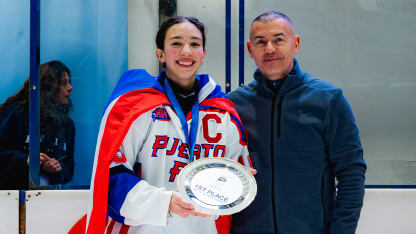 Photo 5 Sofia Álvarez and Trophy