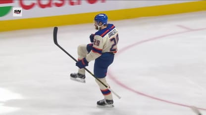 Draisaitl Scores Unassisted To Tie Messier In Points