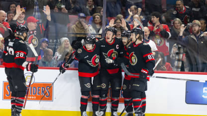 20e but de la saison de Tkachuk